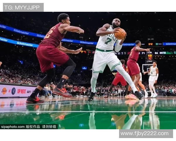 2017年NBA季后赛骑士与猛龙对决回顾及精彩瞬间分析